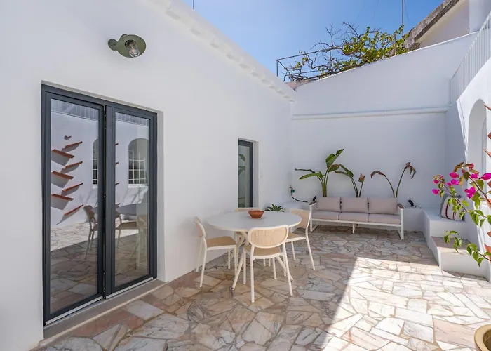 Casa Cisterna